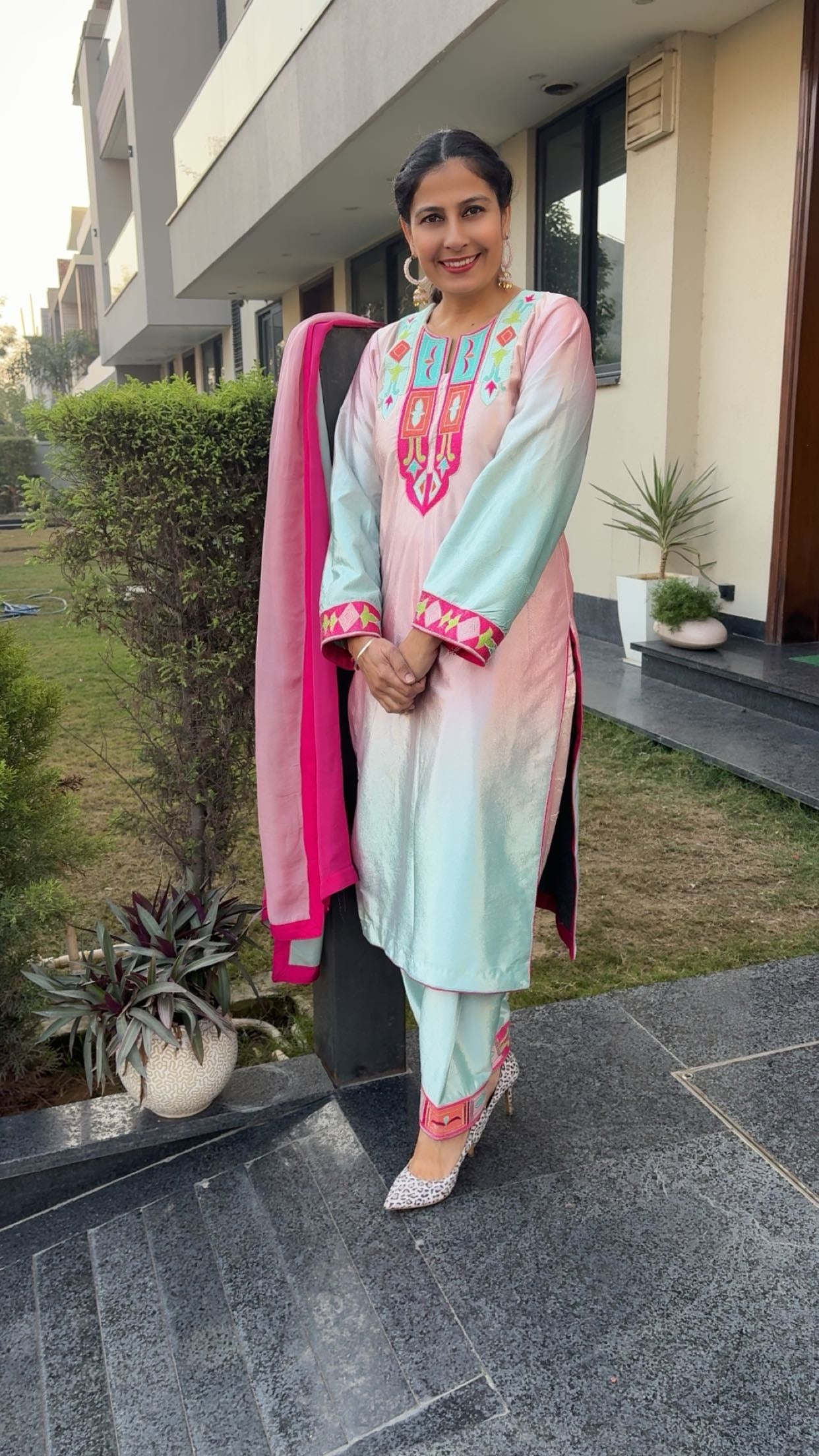 Velvet suit with machine work